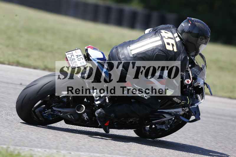 /44 09.08.2025 Plüss Moto Sport ADR/Freies Fahren/48